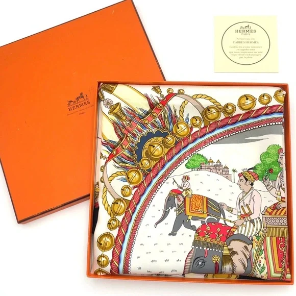 HERMES Scarf Carré 90 "Caparacons de Francia et de l'India" LARGE SQUAR SCARF - Picture 1 of 10